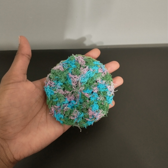 Reversible Dish/Body Scrubby with Handle - Crochet - Picture 2 of 7